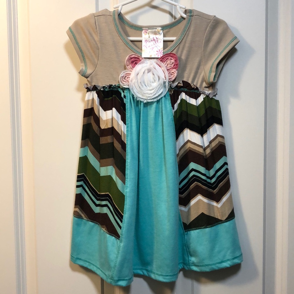 EUC 3T Pink Vanilla Aqua/Brown Chevron Dress!